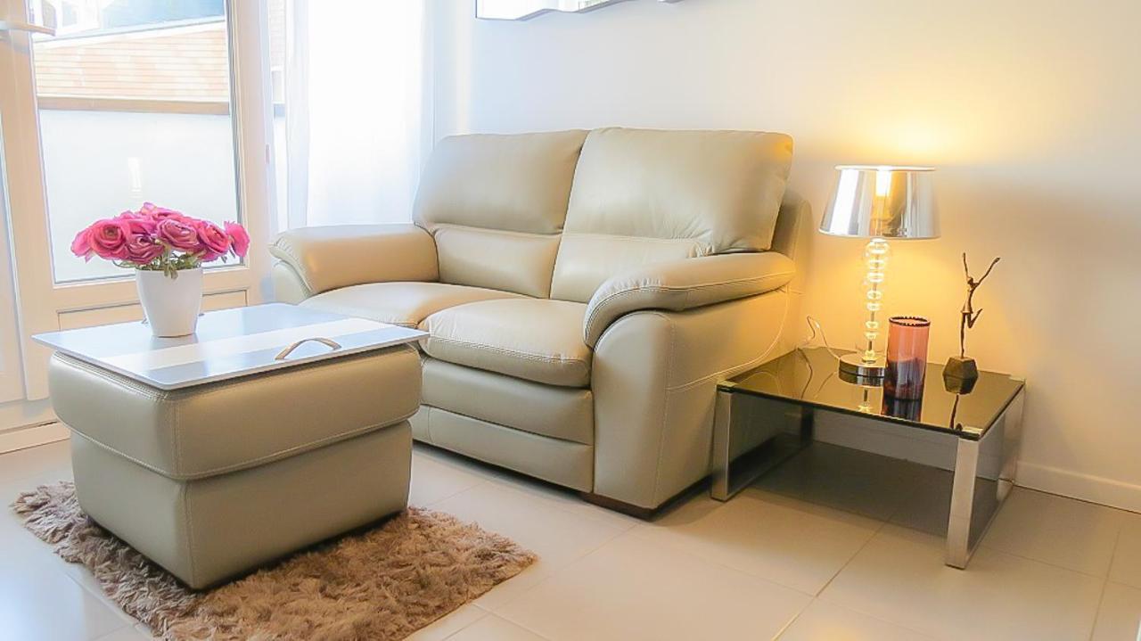 Cabourg, Cosy Appartement Avec Balcon + Parking Prive Buitenkant foto