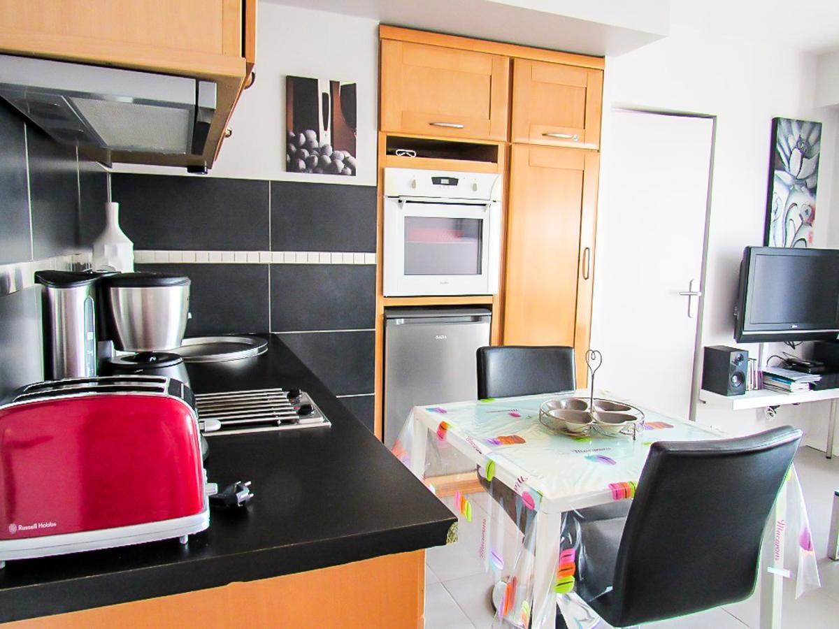 Cabourg, Cosy Appartement Avec Balcon + Parking Prive Buitenkant foto